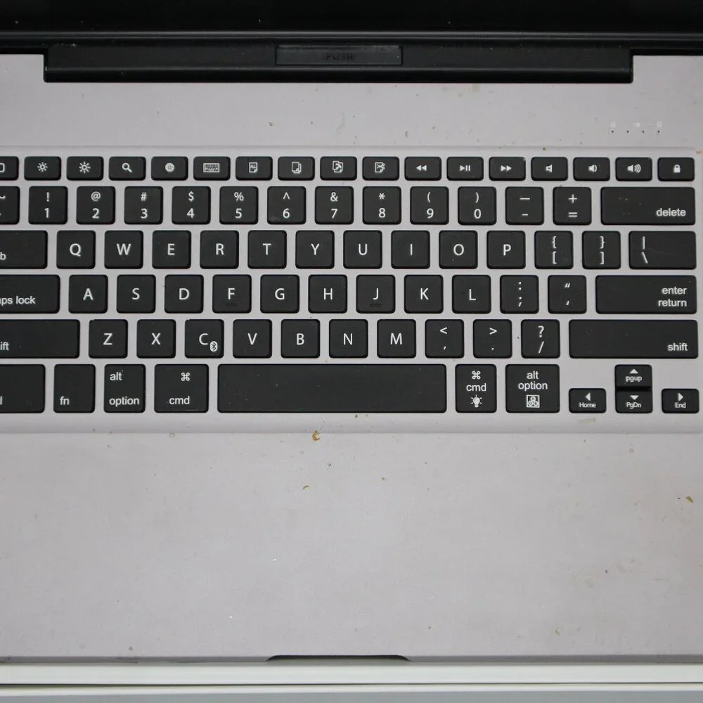 WIRELESS KEYBOARD